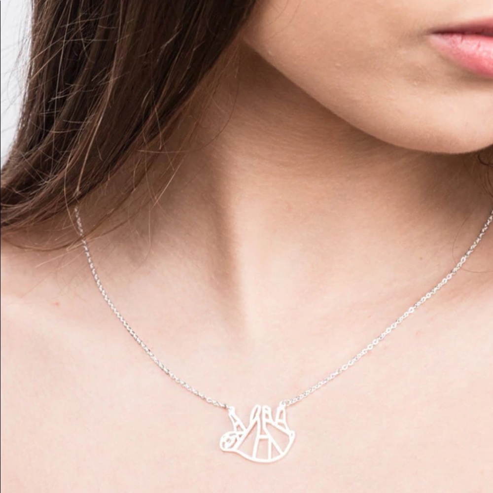 🎉 New Silver Stainless Steel Origami Sloth Necklace